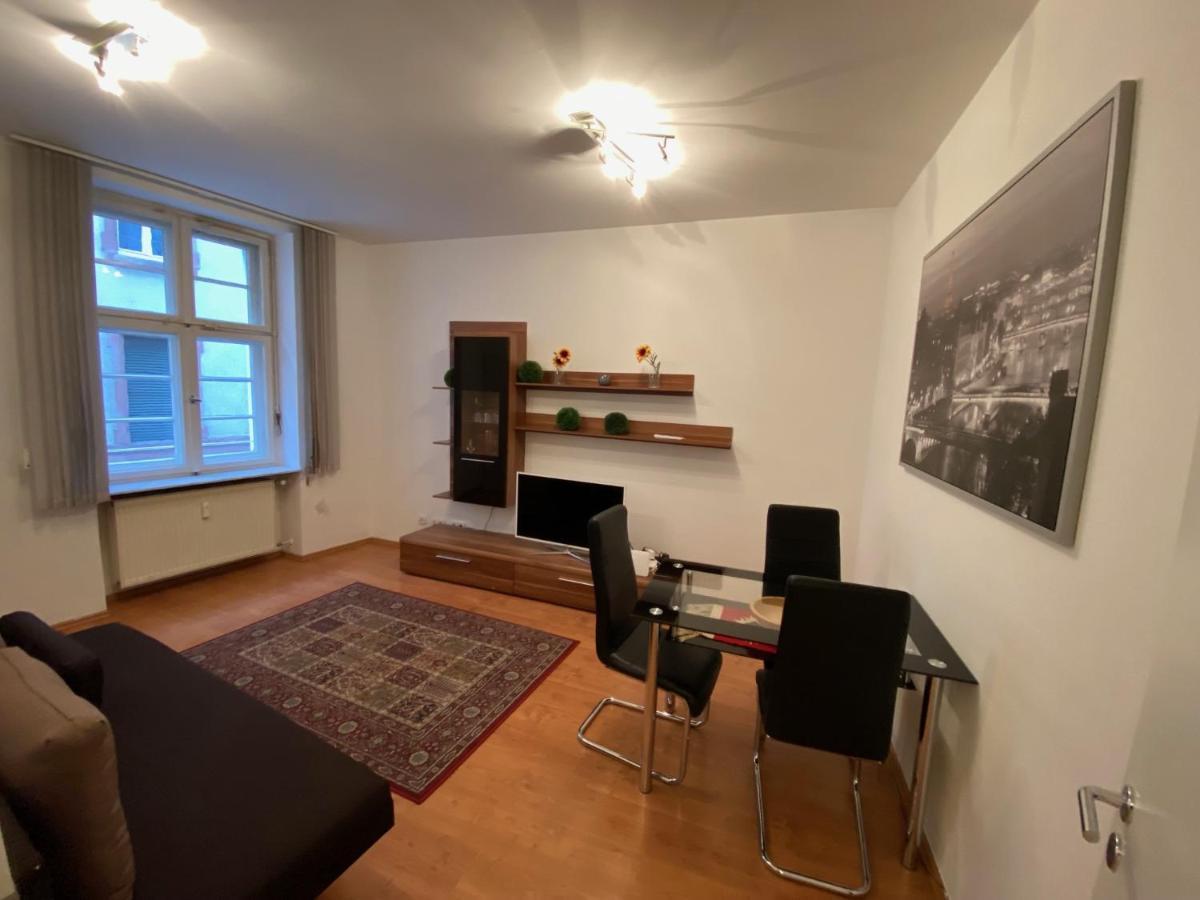 2 Zimmer Appartement am Bismarckplatz Heidelberg Exterior foto